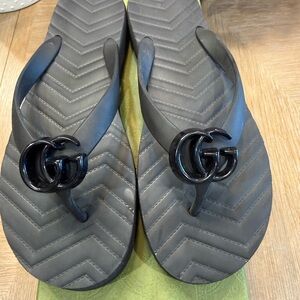 Black Gucci Rubber Chevron GG Thong Sandals